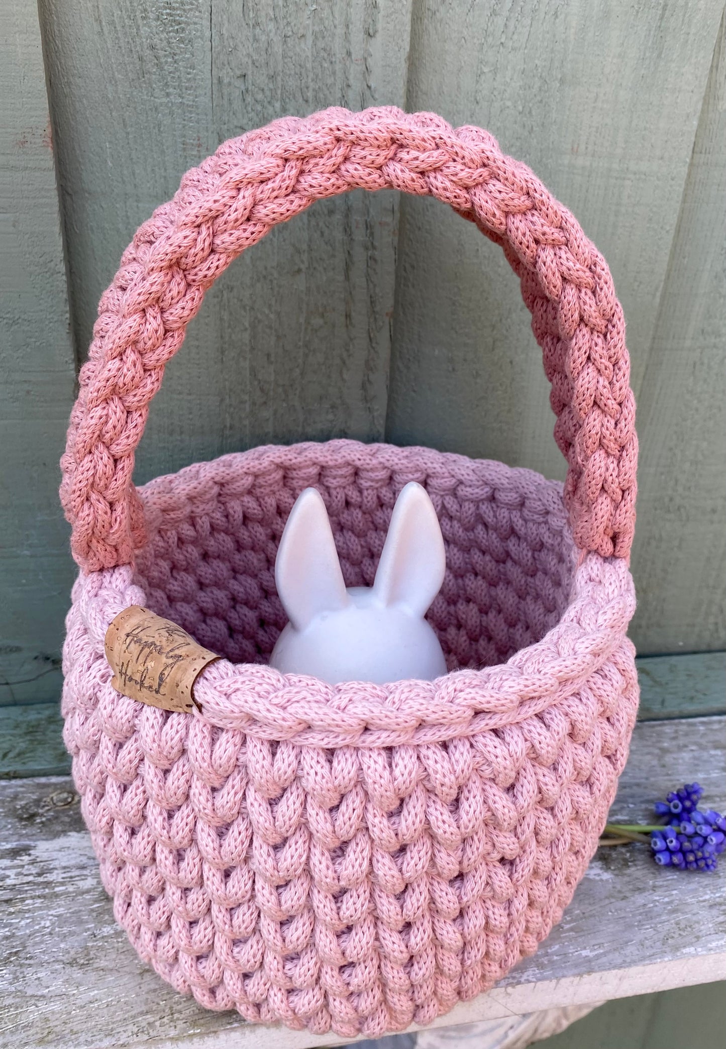Spring basket
