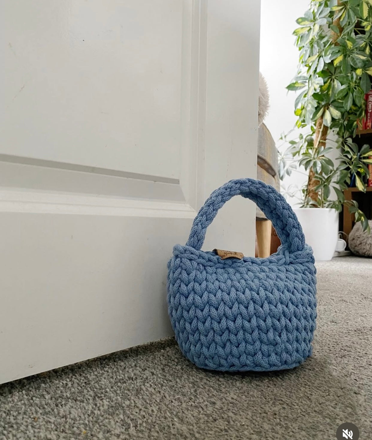 Handbag doorstop