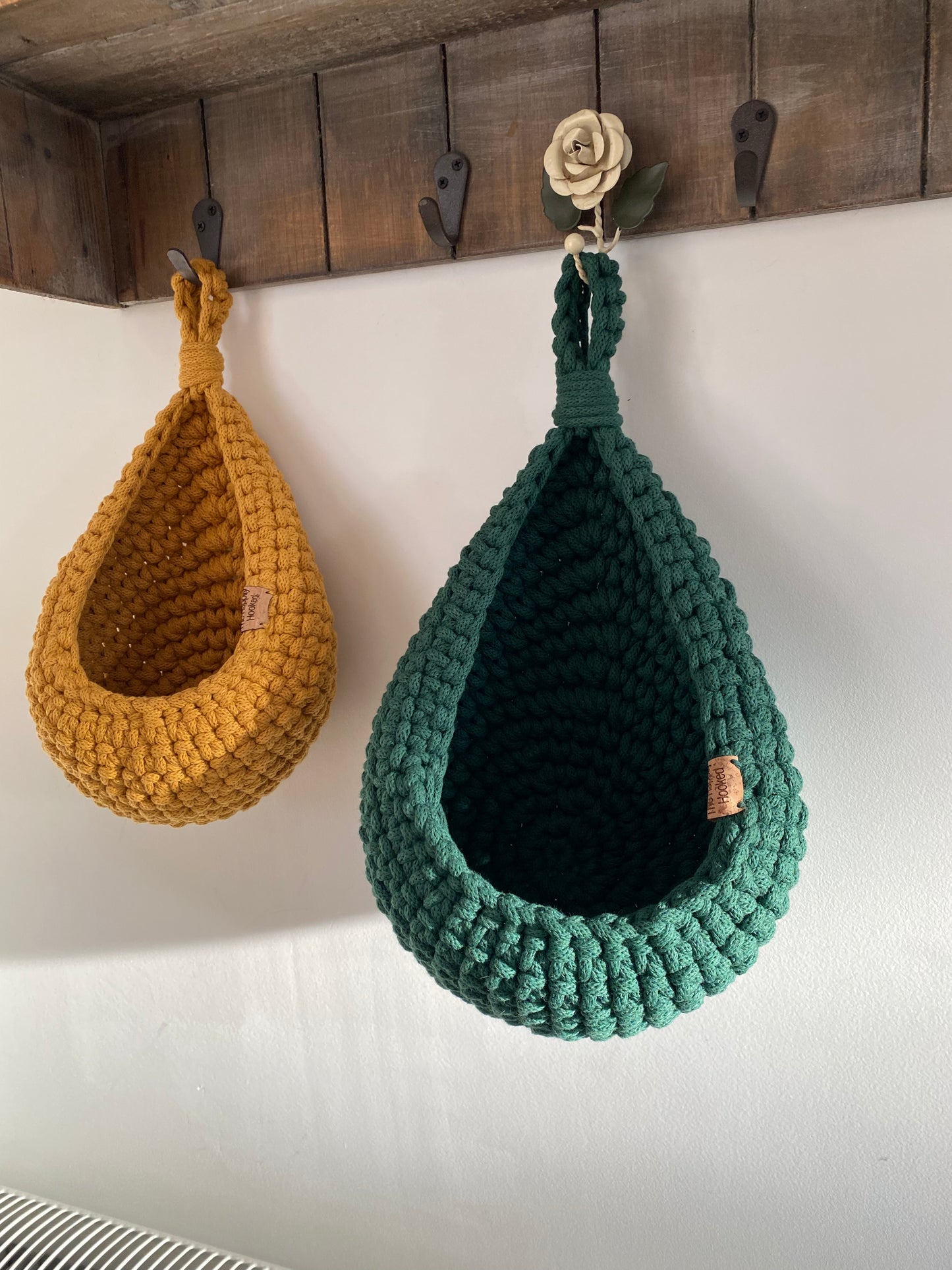 Large pod basket
