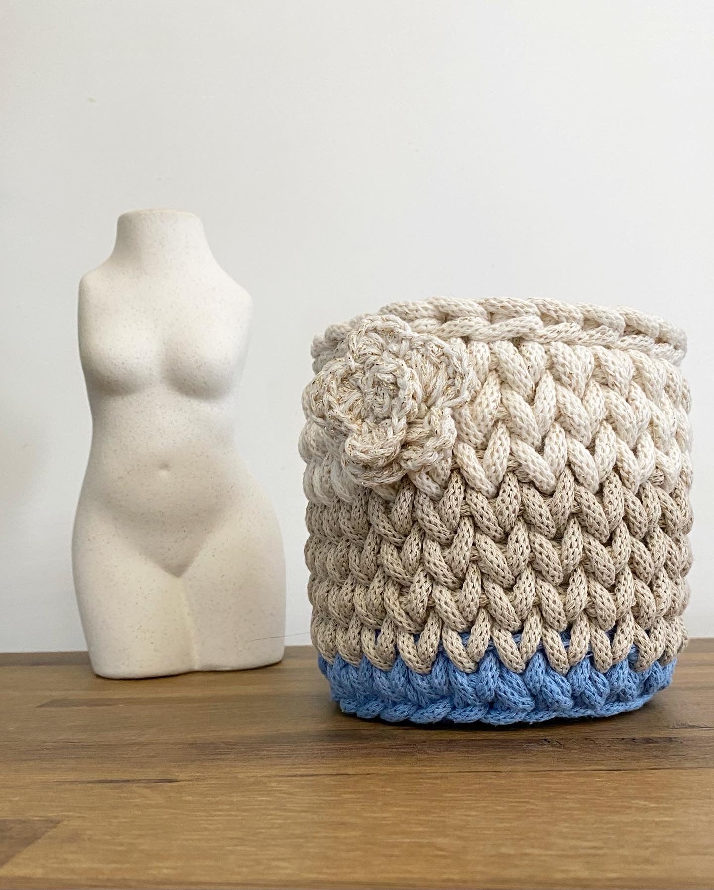 Flower basket