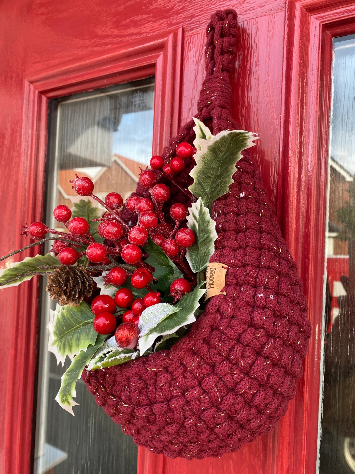 Christmas Red wine/ gold Pod basket