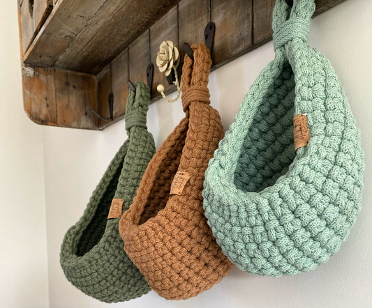 Set of three Pod hangers